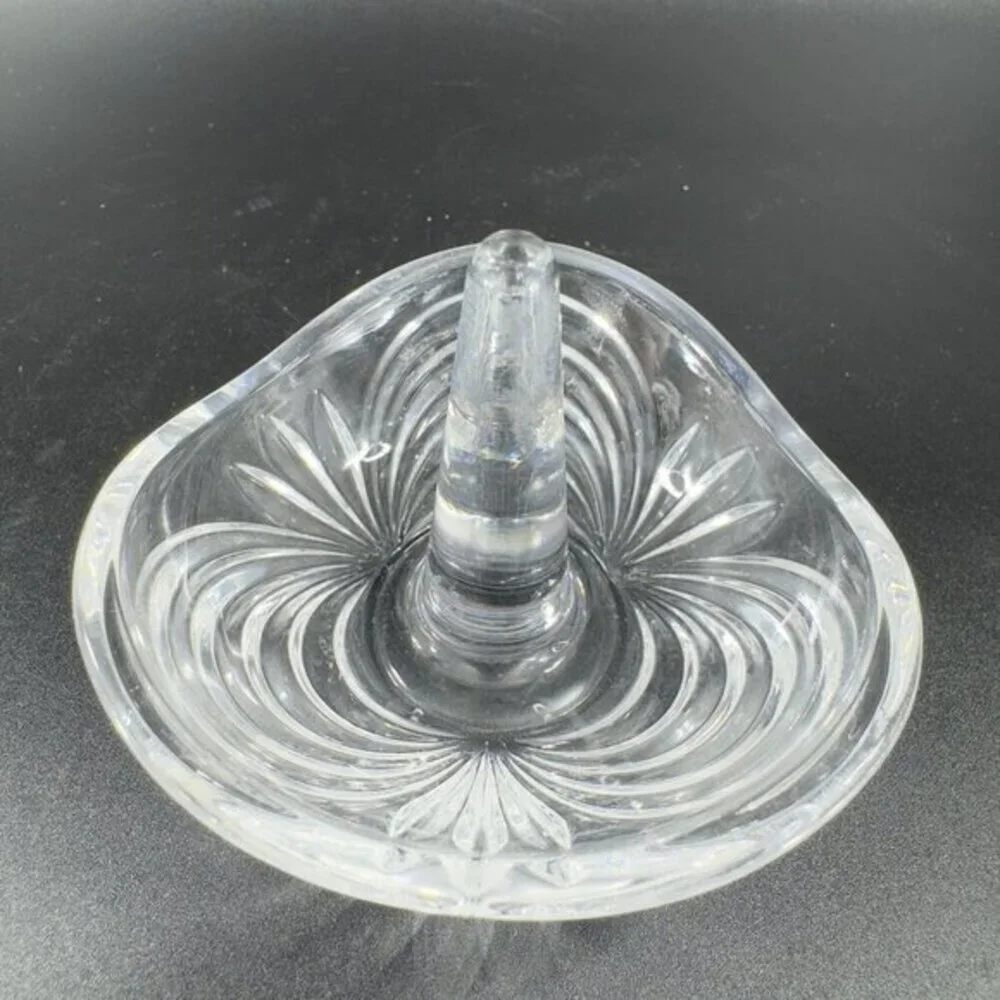 Vintage Clear Crystal Glass Ring‎ Holder Trinket Holder Wish Optic Lines Glass
